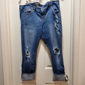 Torrid boyfriend crop jeans 18